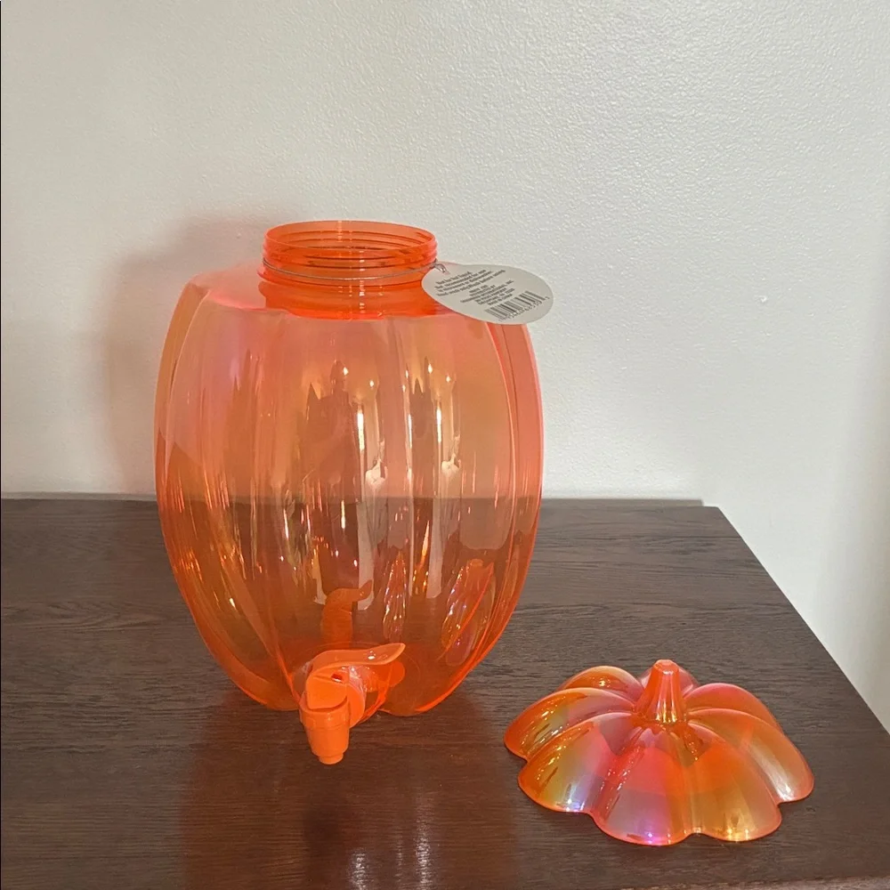 NWT- Iridescent Orange- Fall Pumpkin Shaped Cold Drink Dispenser 196floz